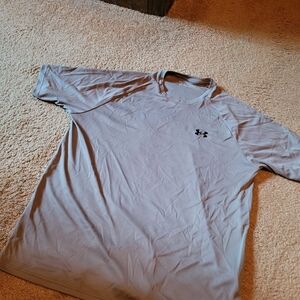 Under Armour t shirt